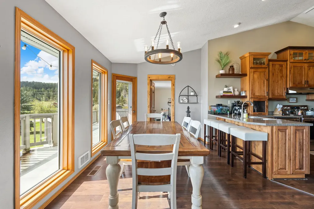 44 Knapp Lane Kalispell MT 59901