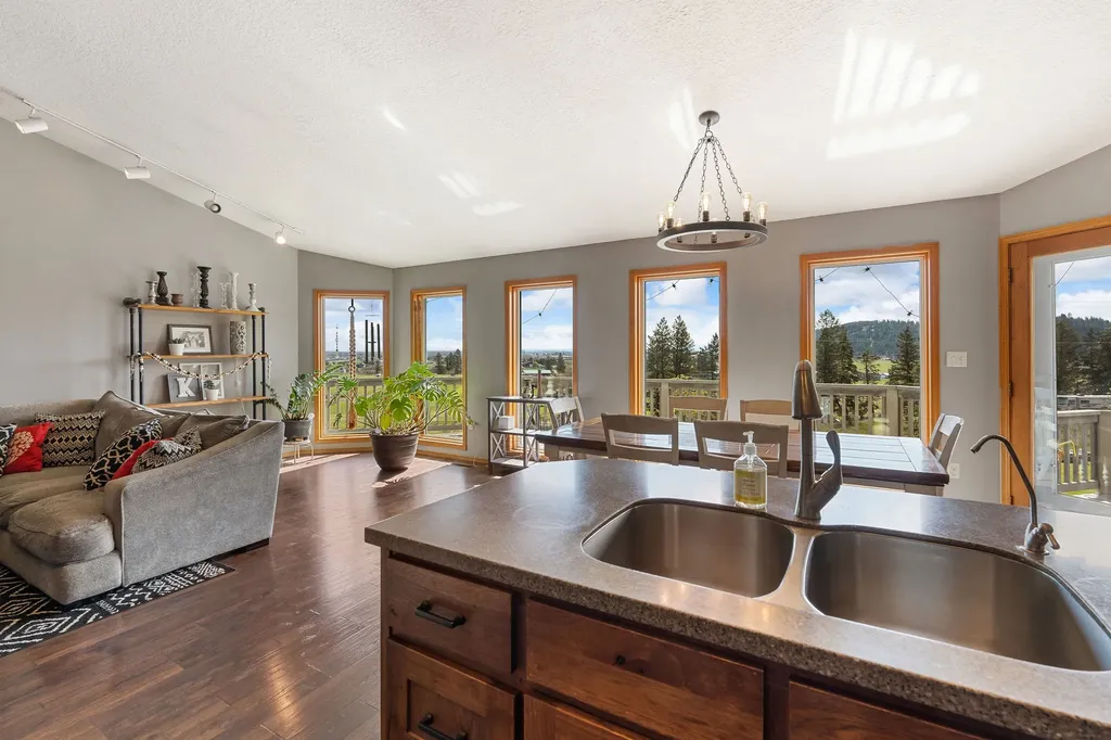 44 Knapp Lane Kalispell MT 59901