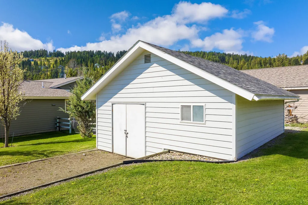 44 Knapp Lane Kalispell MT 59901