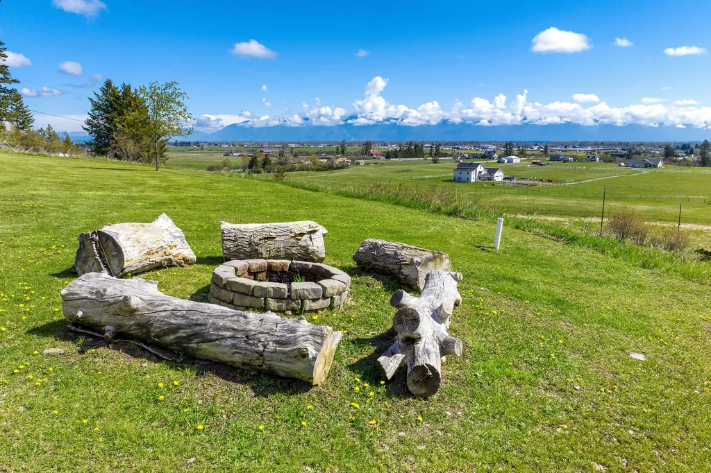 44 Knapp Lane Kalispell MT 59901