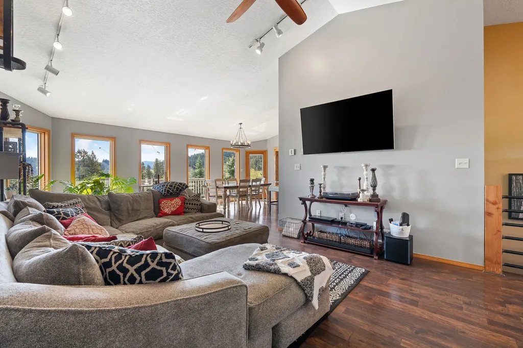 44 Knapp Lane Kalispell MT 59901