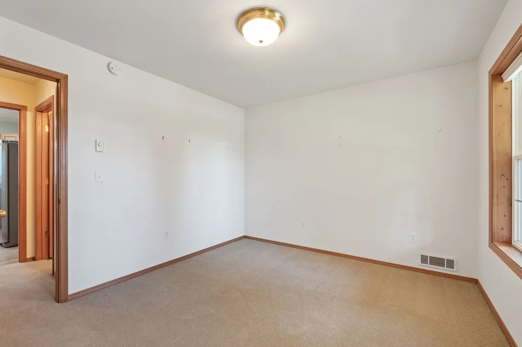 80 Lone Wolf Trail Lakeside MT 59922