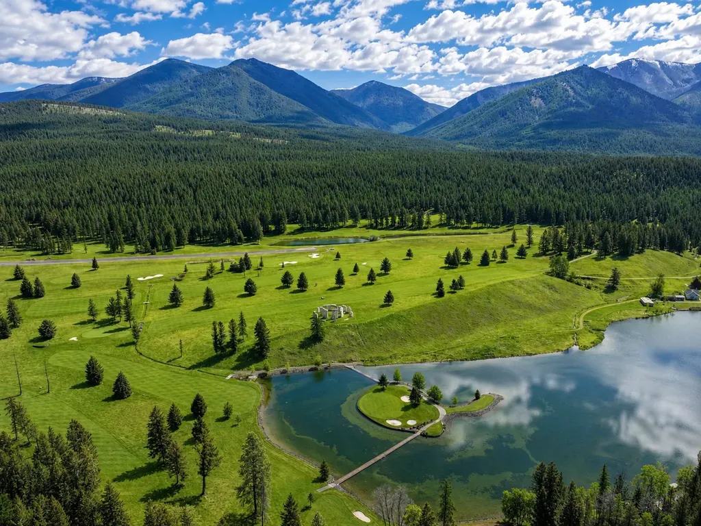 321 Forest Loop Eureka MT 59917