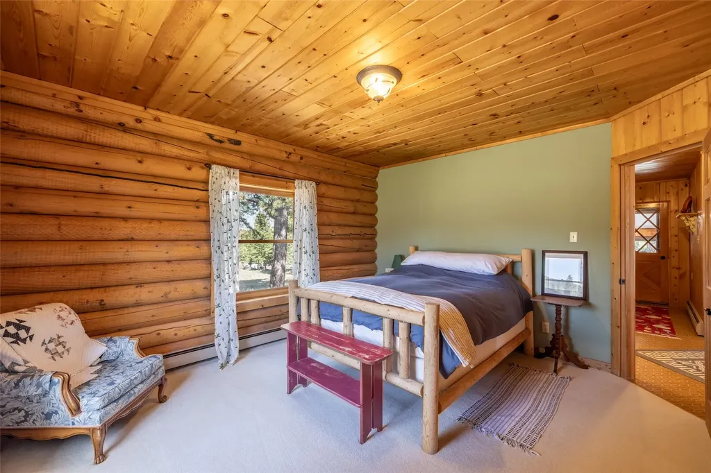 59 Wapiti Lane Clancy MT 59634