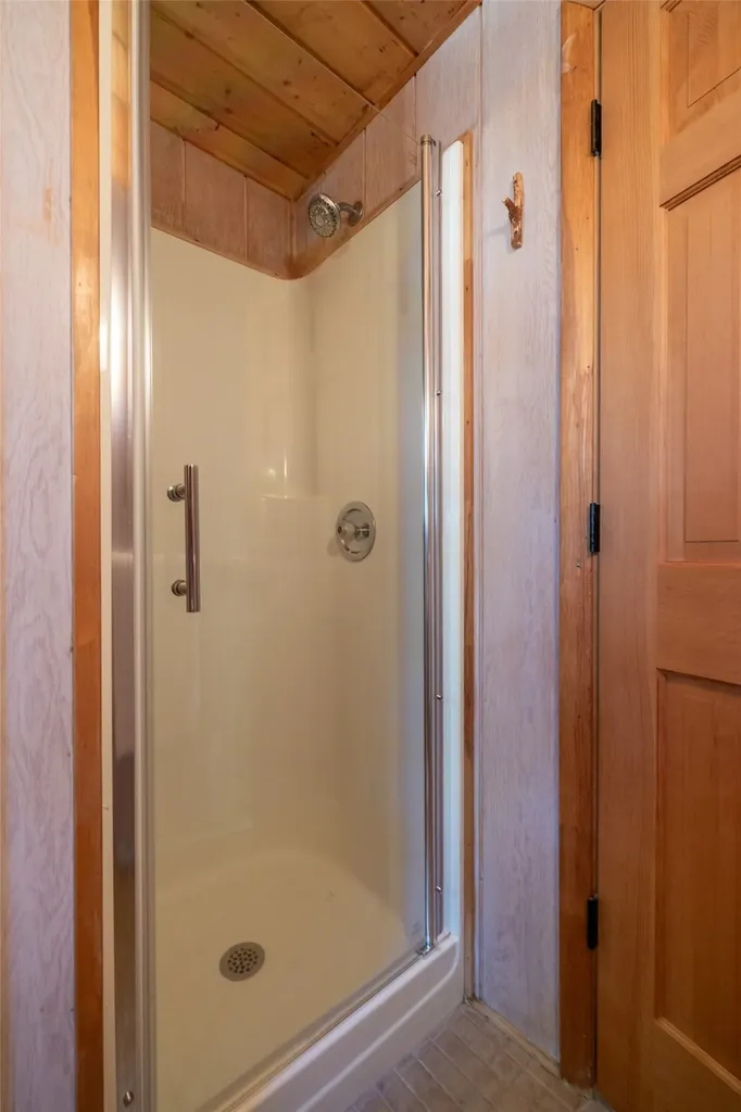 59 Wapiti Lane Clancy MT 59634