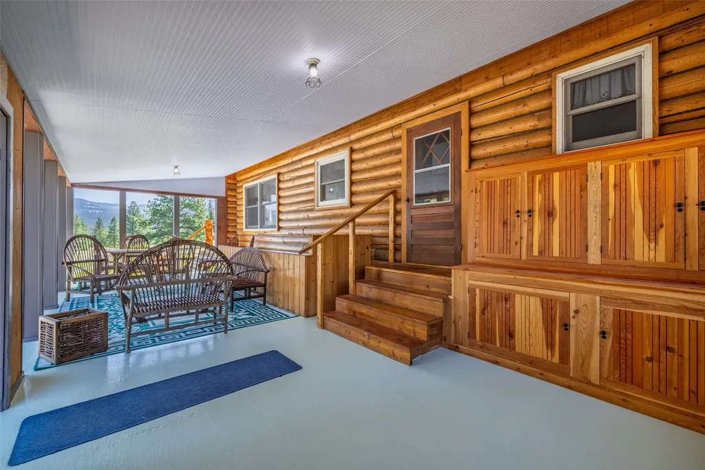 59 Wapiti Lane Clancy MT 59634