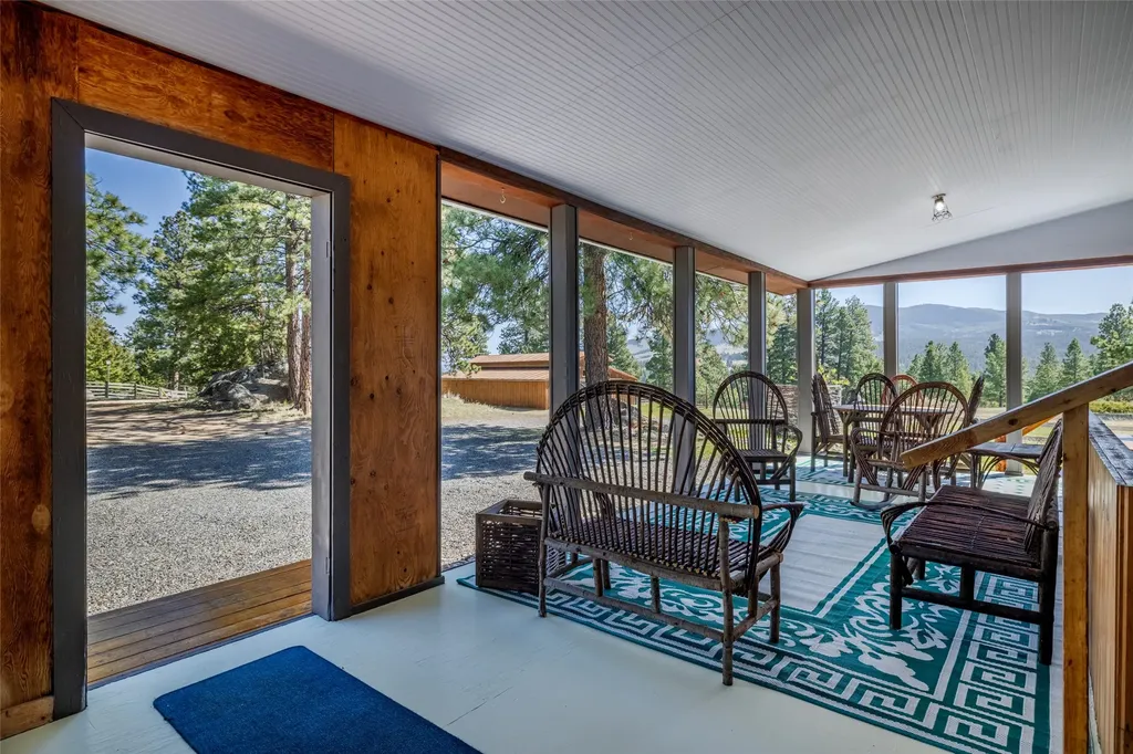 59 Wapiti Lane Clancy MT 59634