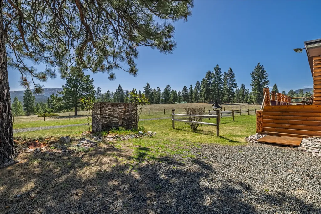 59 Wapiti Lane Clancy MT 59634