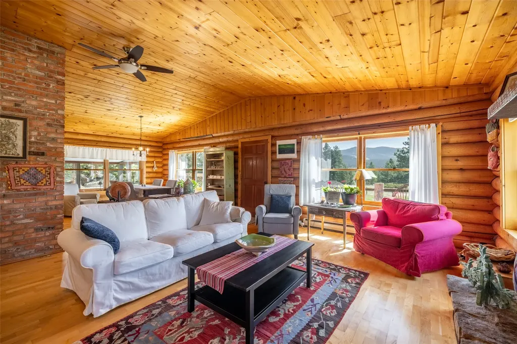 59 Wapiti Lane Clancy MT 59634
