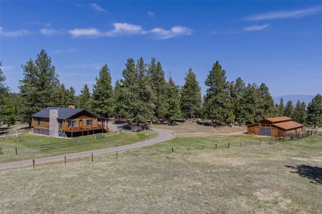 59 Wapiti Lane Clancy MT 59634