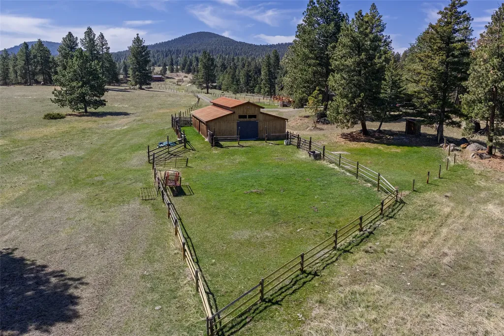 59 Wapiti Lane Clancy MT 59634