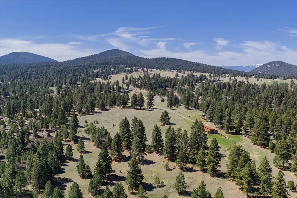 59 Wapiti Lane Clancy MT 59634
