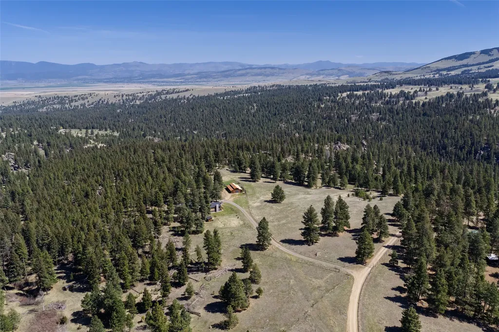 59 Wapiti Lane Clancy MT 59634