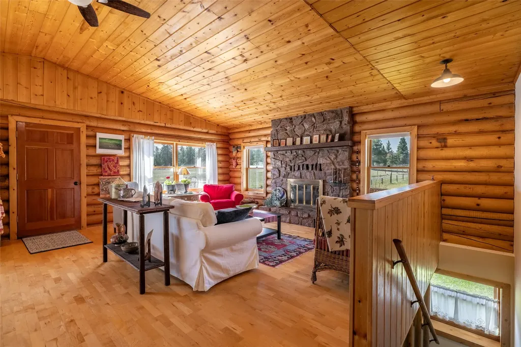 59 Wapiti Lane Clancy MT 59634