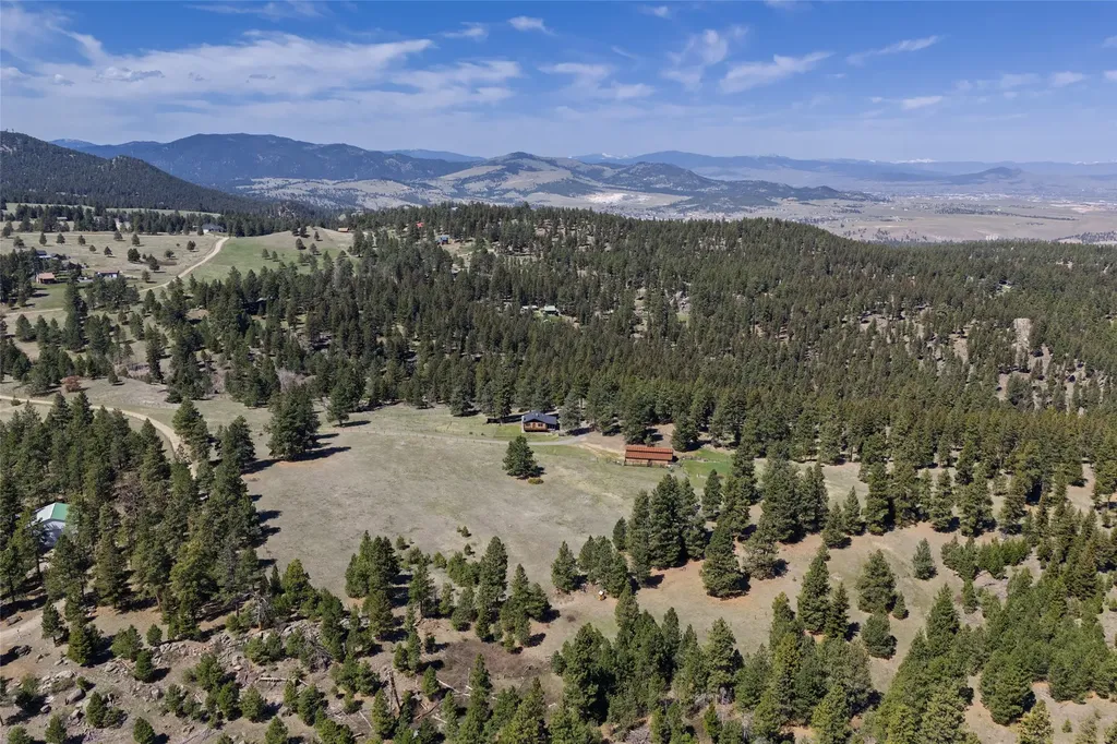 59 Wapiti Lane Clancy MT 59634