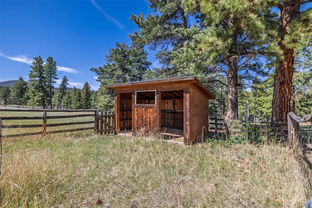 59 Wapiti Lane Clancy MT 59634