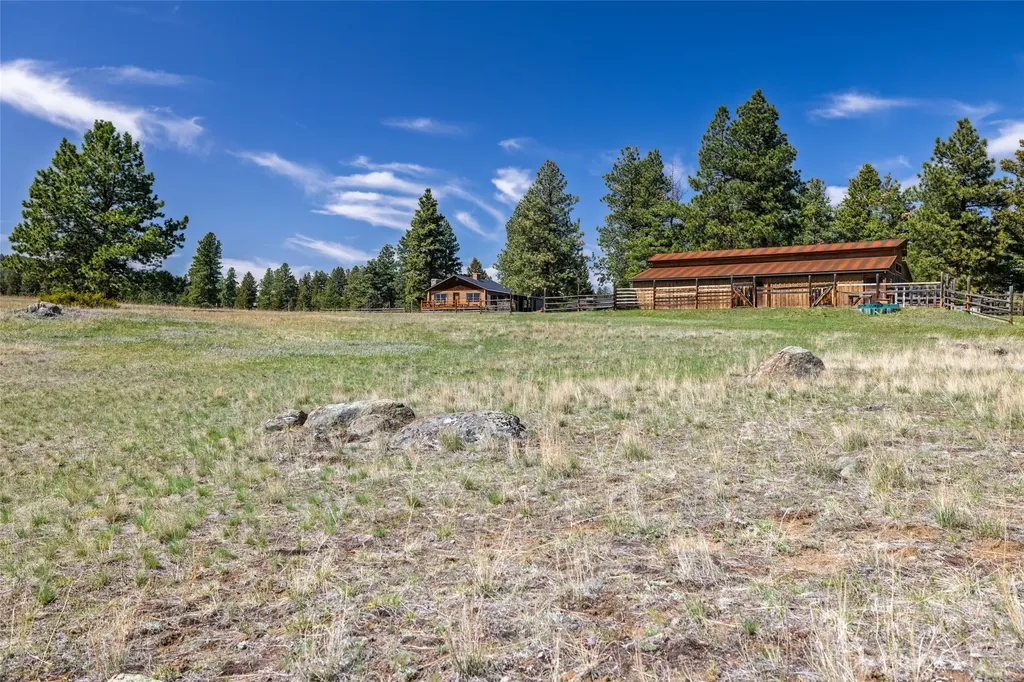 59 Wapiti Lane Clancy MT 59634