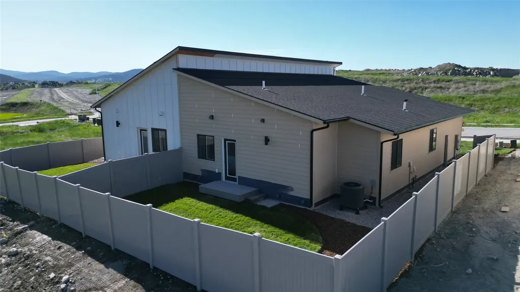 125 Peaks View Loop Kalispell MT 59901
