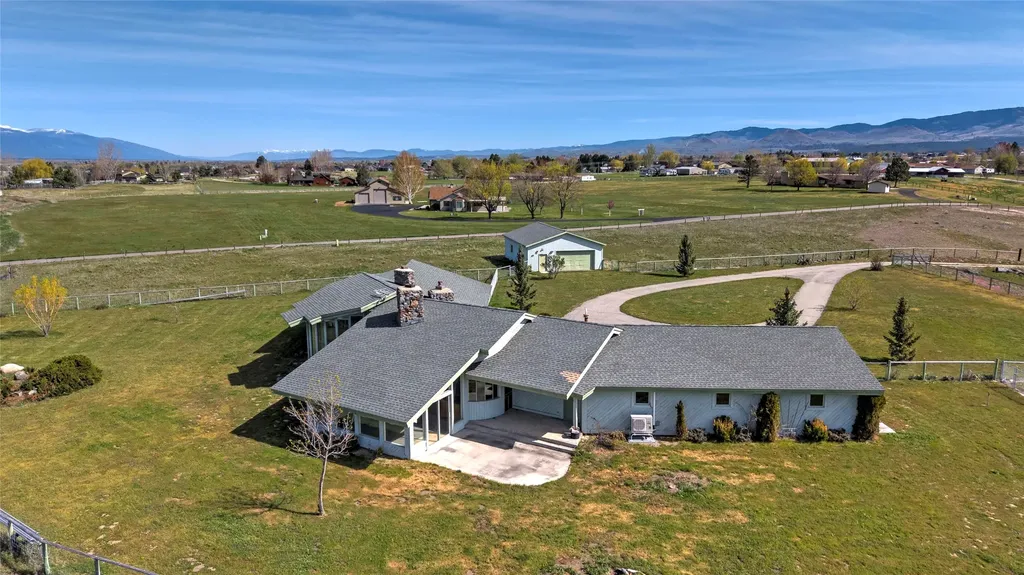 386 Hamilton Heights Road Corvallis MT 59828