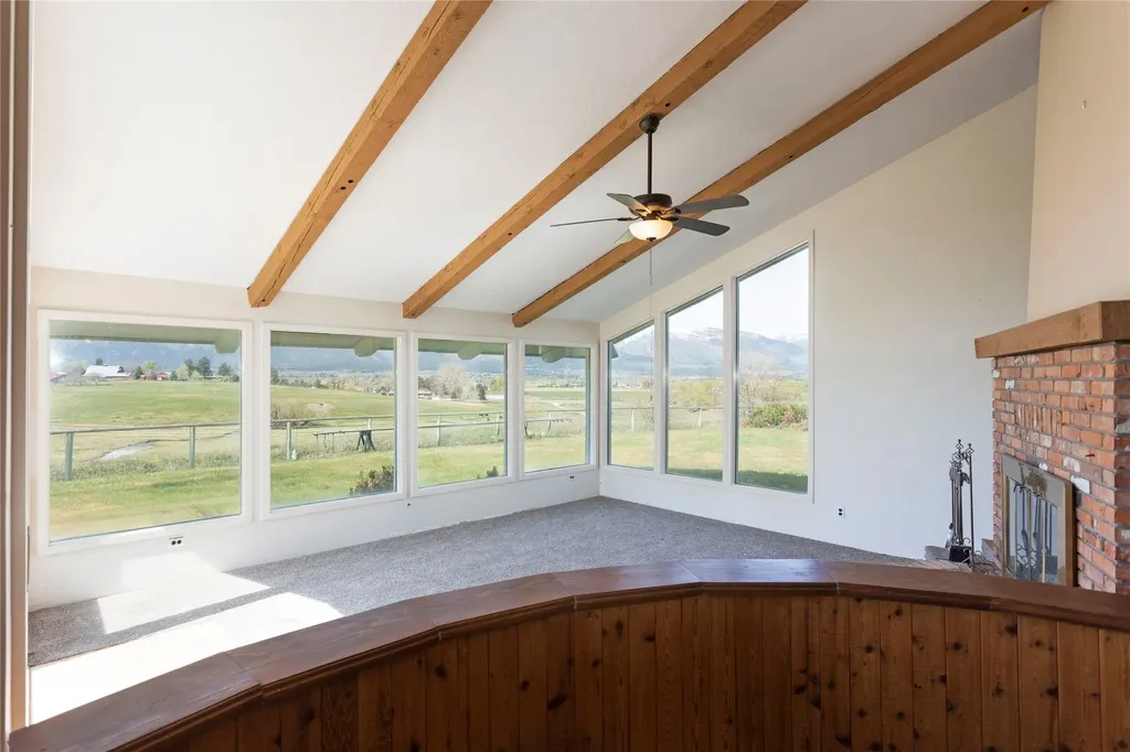 386 Hamilton Heights Road Corvallis MT 59828