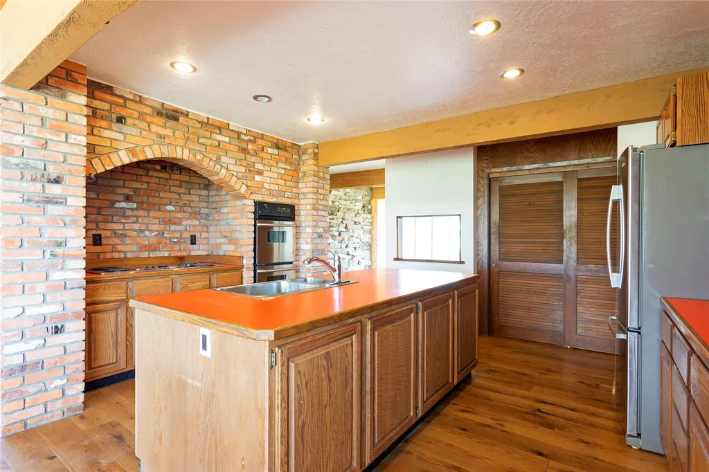 386 Hamilton Heights Road Corvallis MT 59828