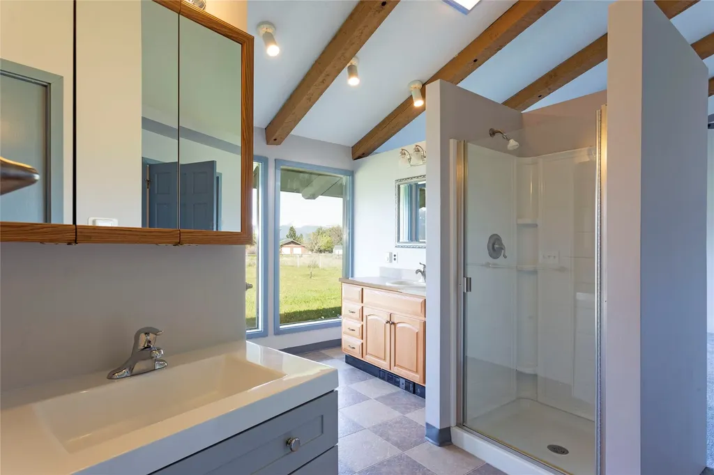 386 Hamilton Heights Road Corvallis MT 59828