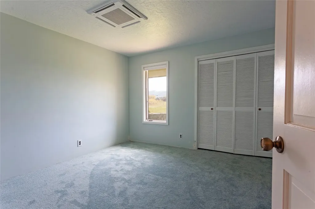 386 Hamilton Heights Road Corvallis MT 59828