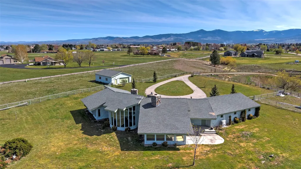 386 Hamilton Heights Road Corvallis MT 59828