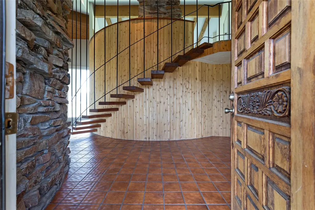 386 Hamilton Heights Road Corvallis MT 59828