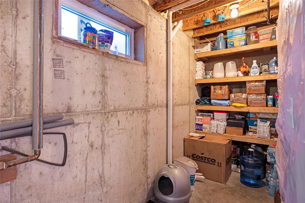 14891 Big Horn Road Huson MT 59846