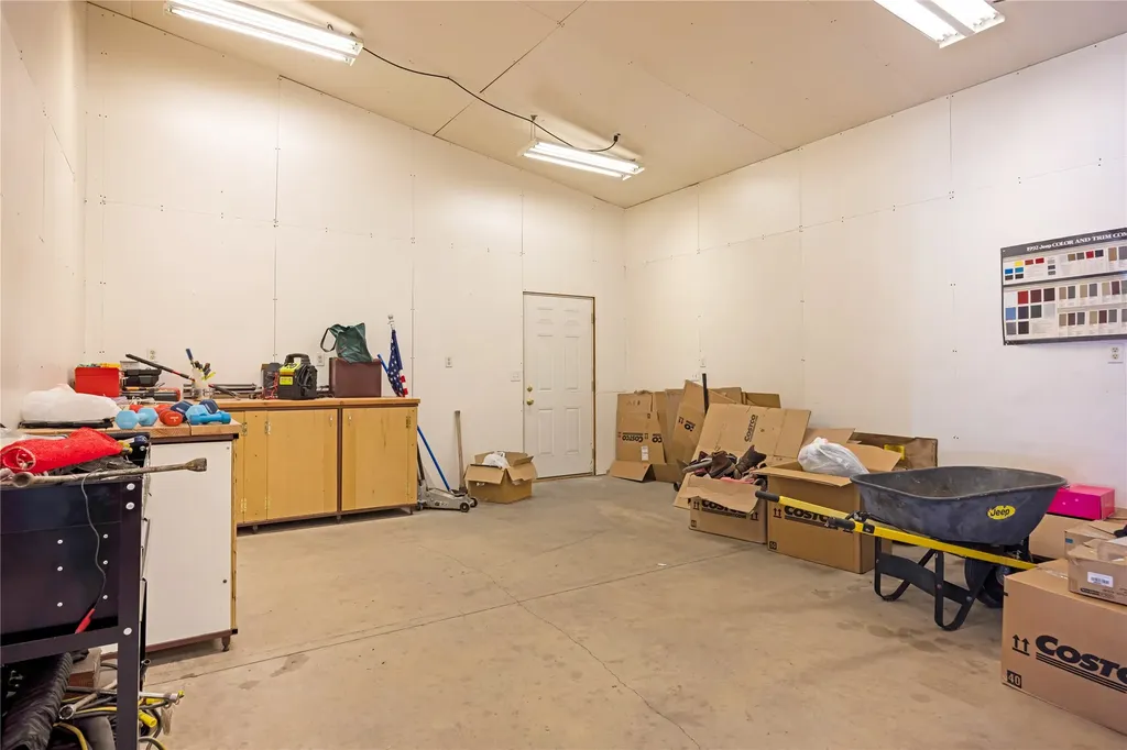 14891 Big Horn Road Huson MT 59846