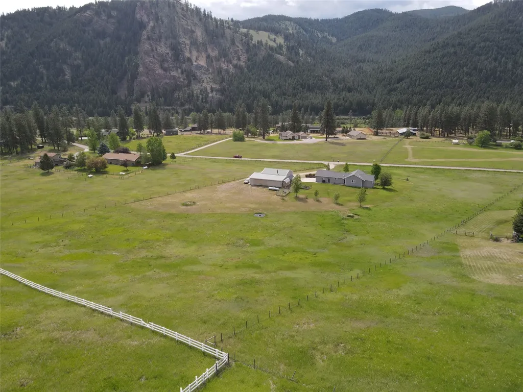 14891 Big Horn Road Huson MT 59846