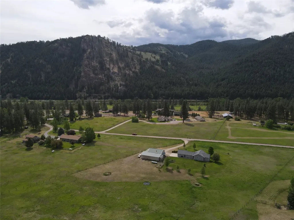 14891 Big Horn Road Huson MT 59846