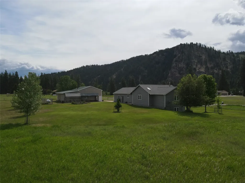 14891 Big Horn Road Huson MT 59846