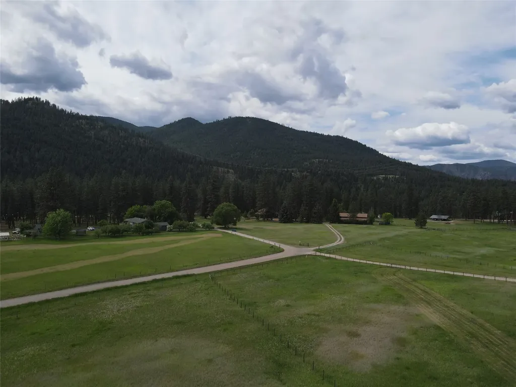 14891 Big Horn Road Huson MT 59846