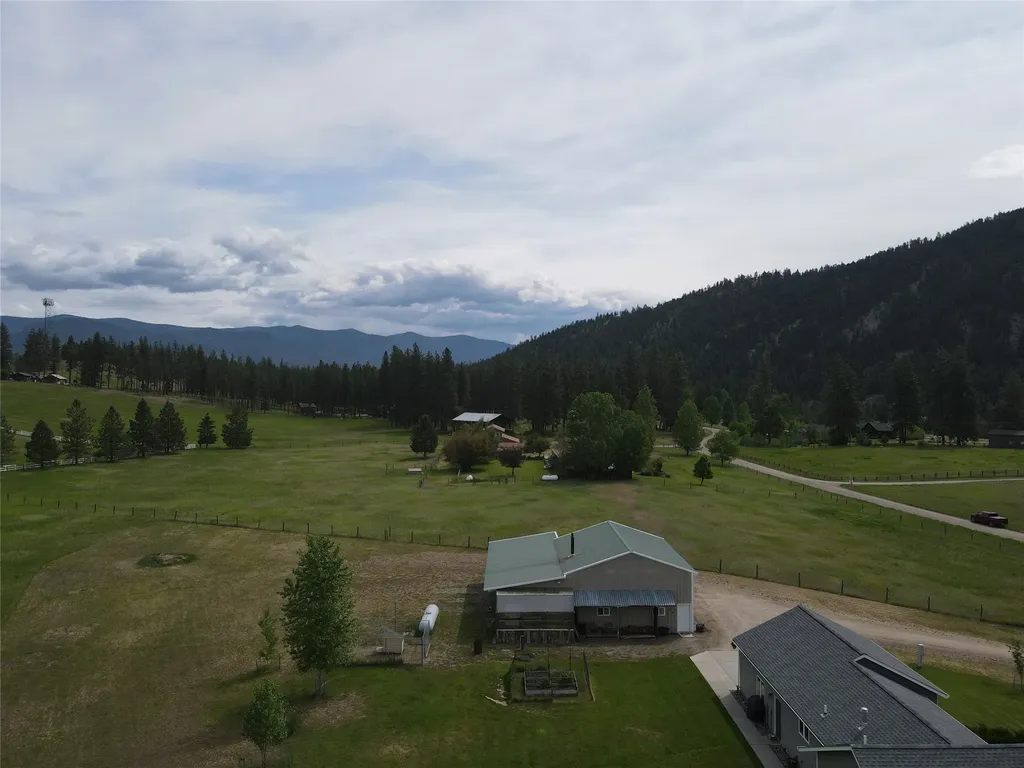 14891 Big Horn Road Huson MT 59846