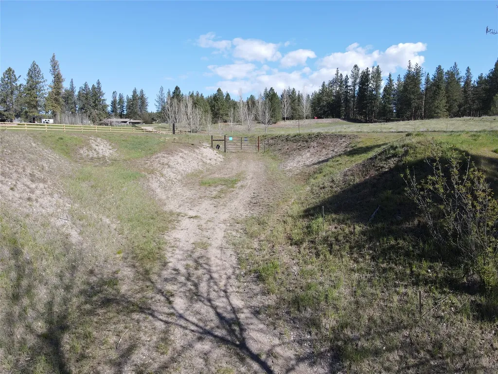 14891 Big Horn Road Huson MT 59846