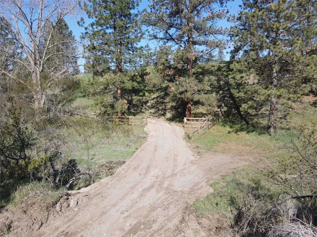14891 Big Horn Road Huson MT 59846