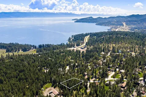 267 Lakeview Drive Lakeside MT 59922