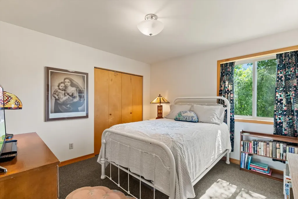 4 Sunset Court Plains MT 59859