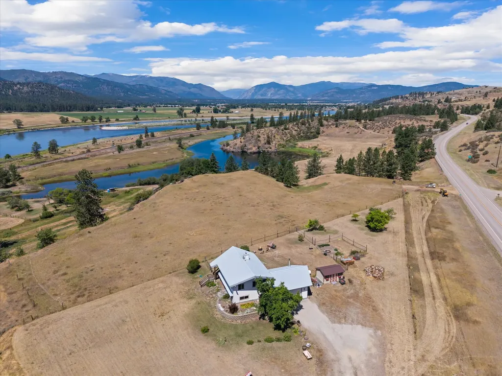 4 Sunset Court Plains MT 59859