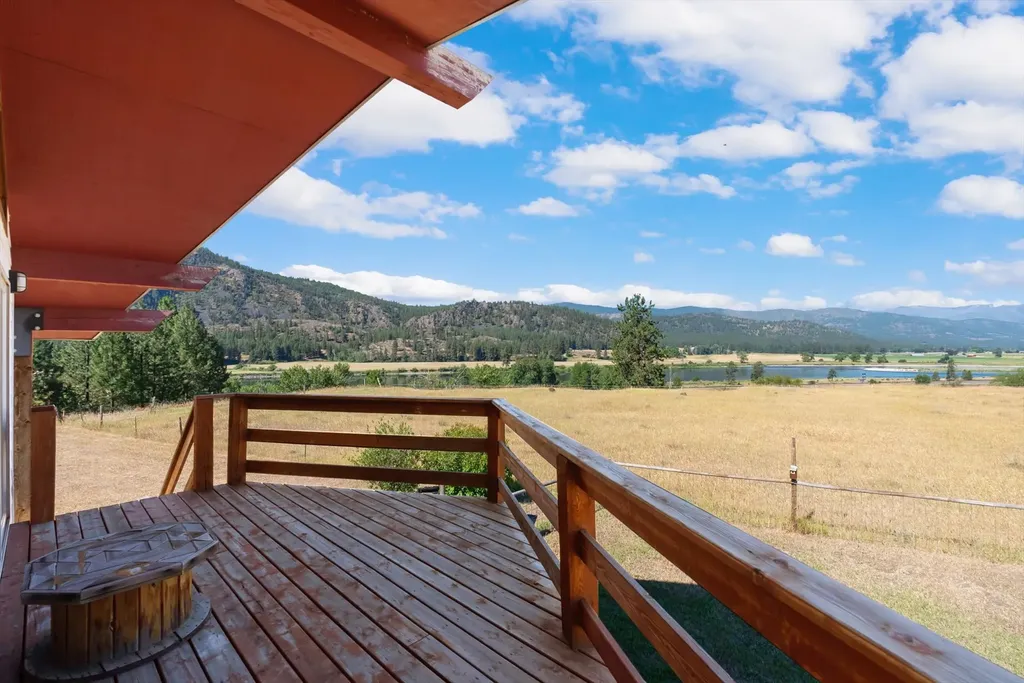 4 Sunset Court Plains MT 59859