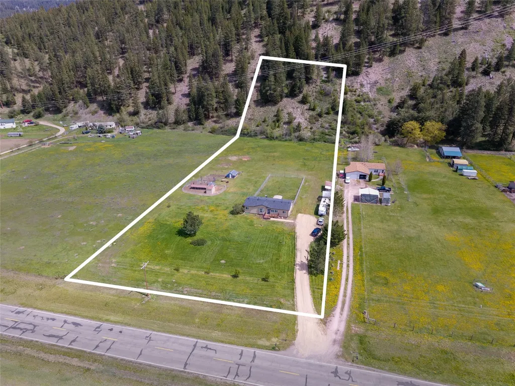 20540 Highway 10 E Clinton MT 59825