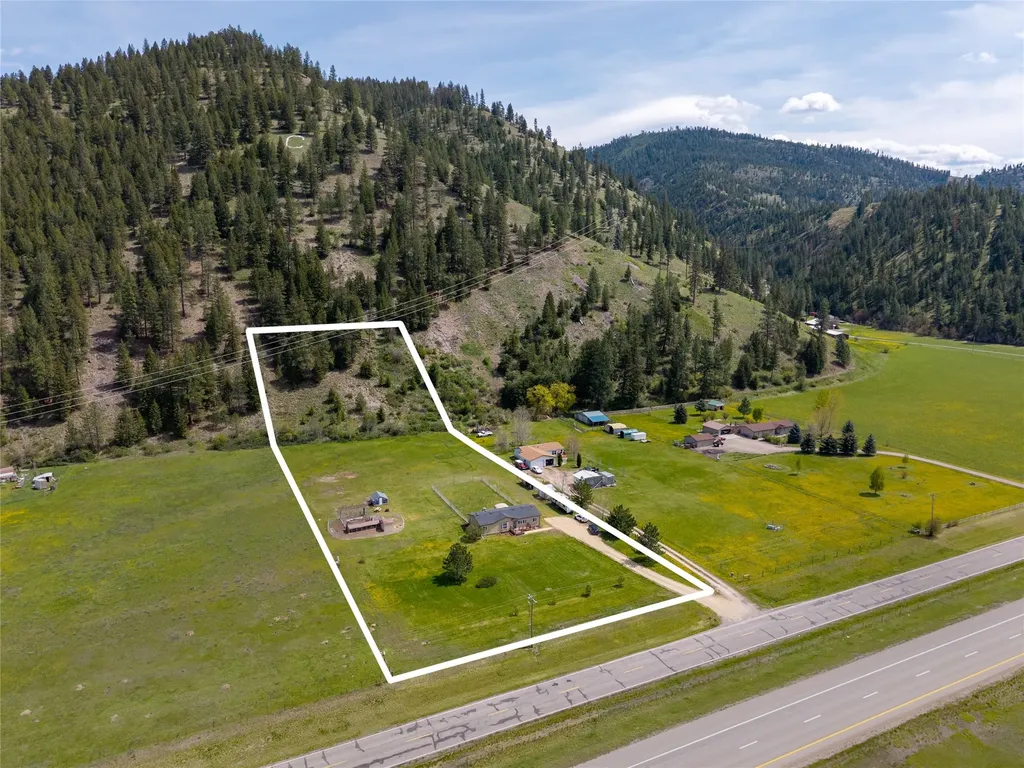 20540 Highway 10 E Clinton MT 59825
