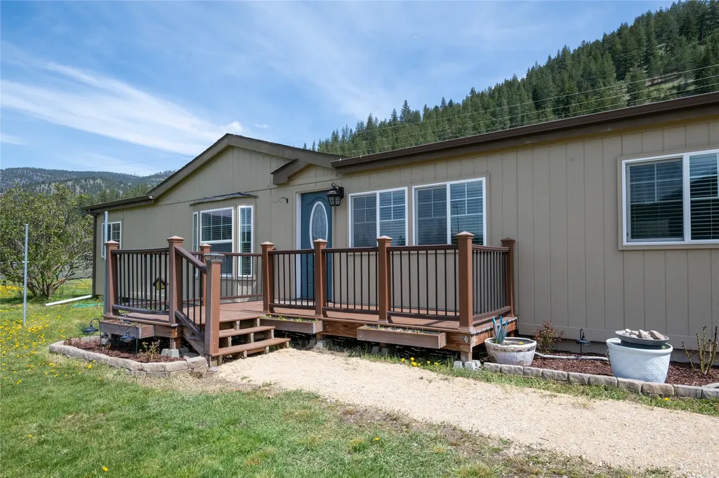 20540 Highway 10 E Clinton MT 59825
