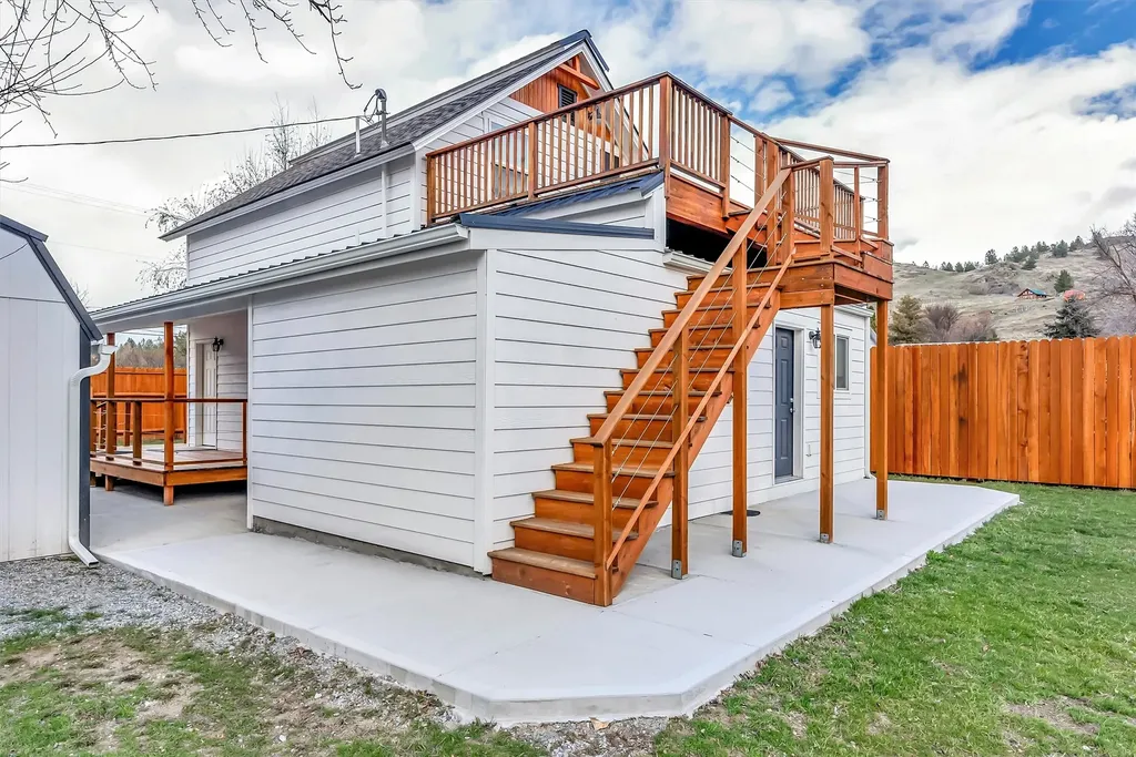 306 Central Avenue Plains MT 59859