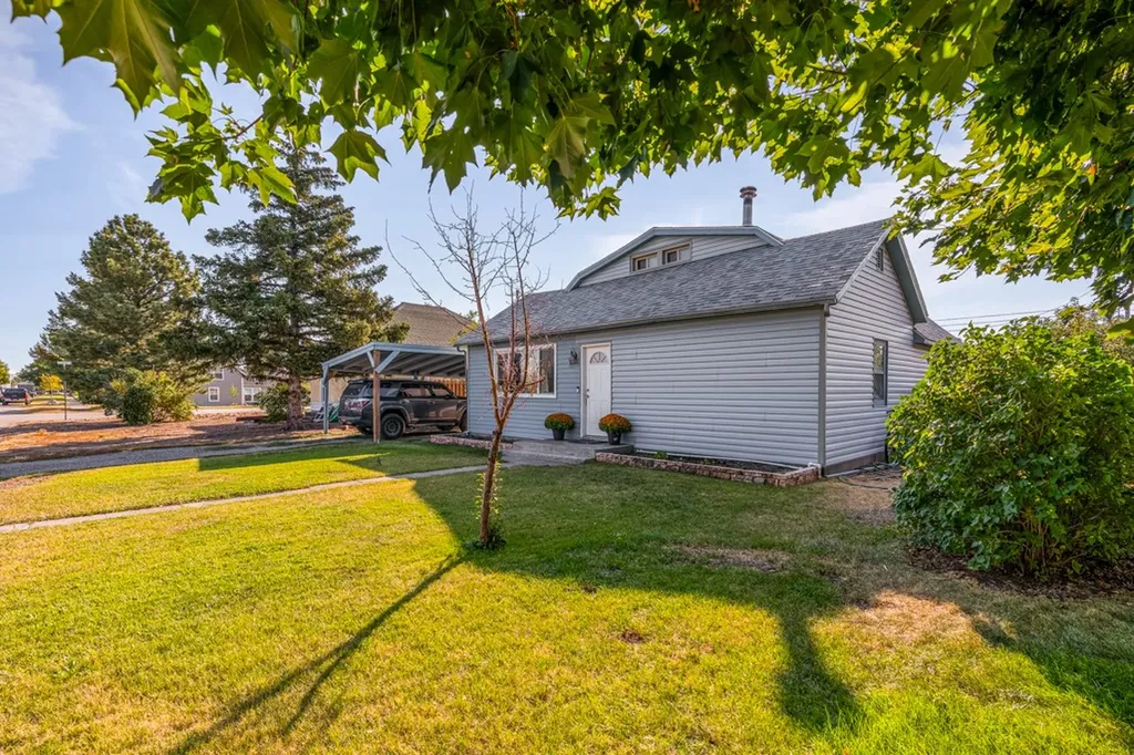 407 W 2nd Avenue Big Timber MT 59011