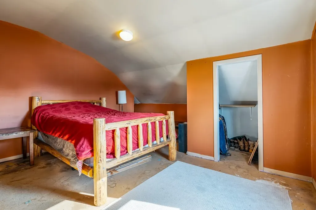 407 W 2nd Avenue Big Timber MT 59011
