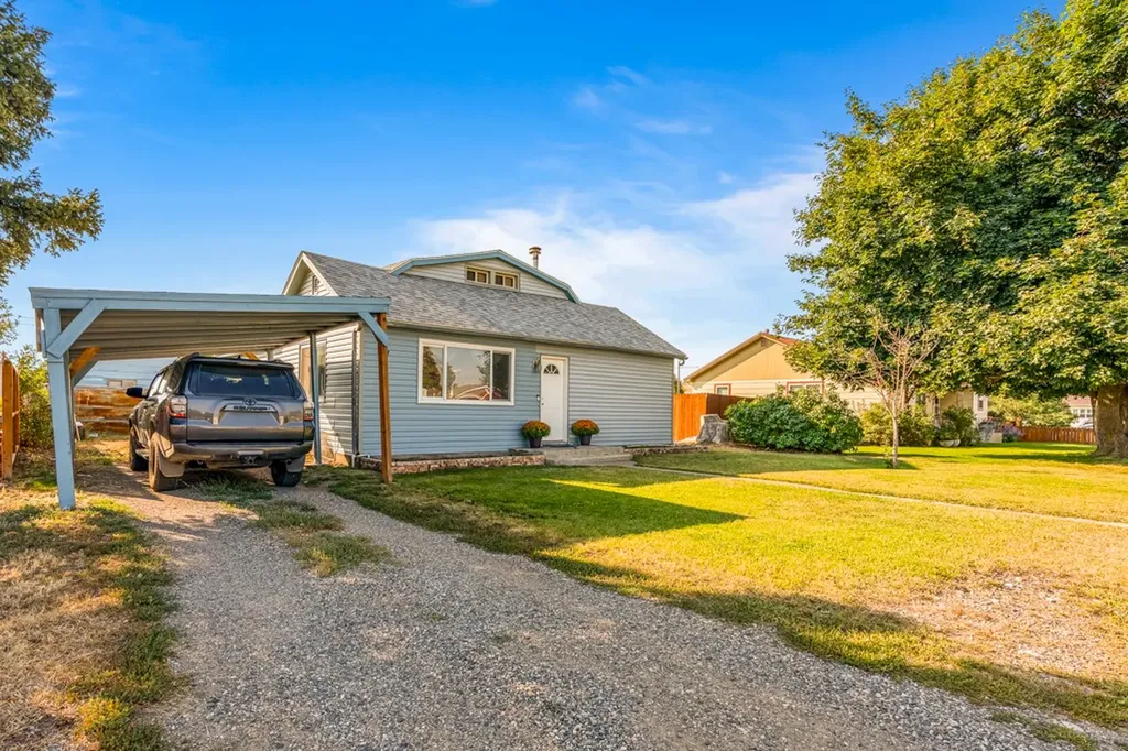 407 W 2nd Avenue Big Timber MT 59011