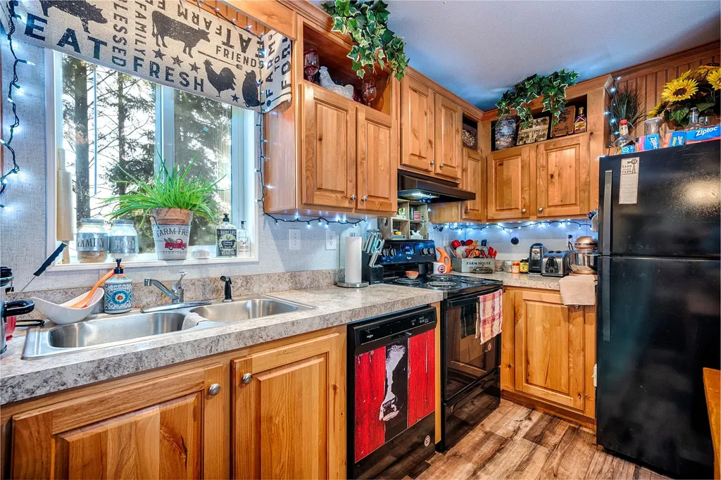 291 River Road W Plains MT 59859